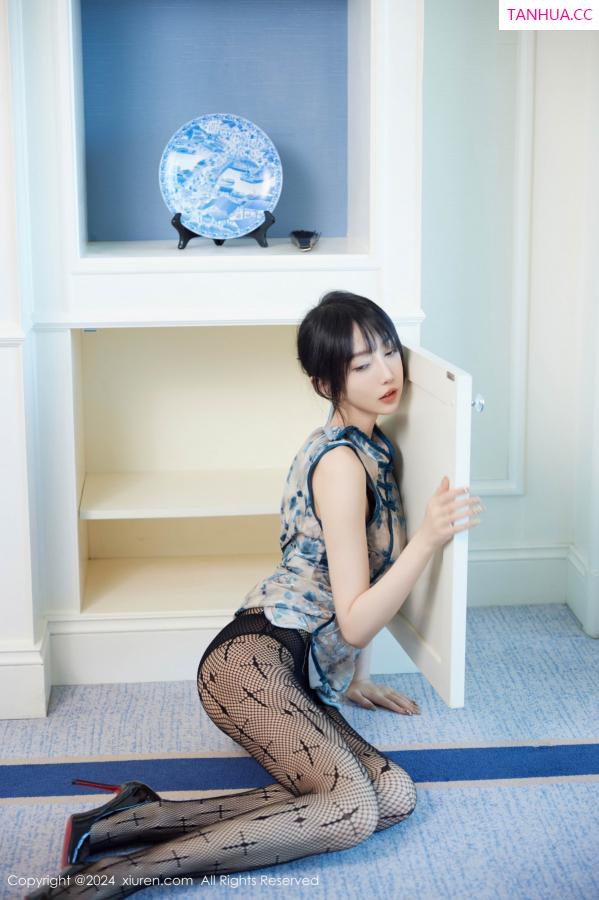 玥儿玥  [XiuRen]高清写真图 2024.09.30 No.9236 玥儿玥er 美腿丝袜第38张图片